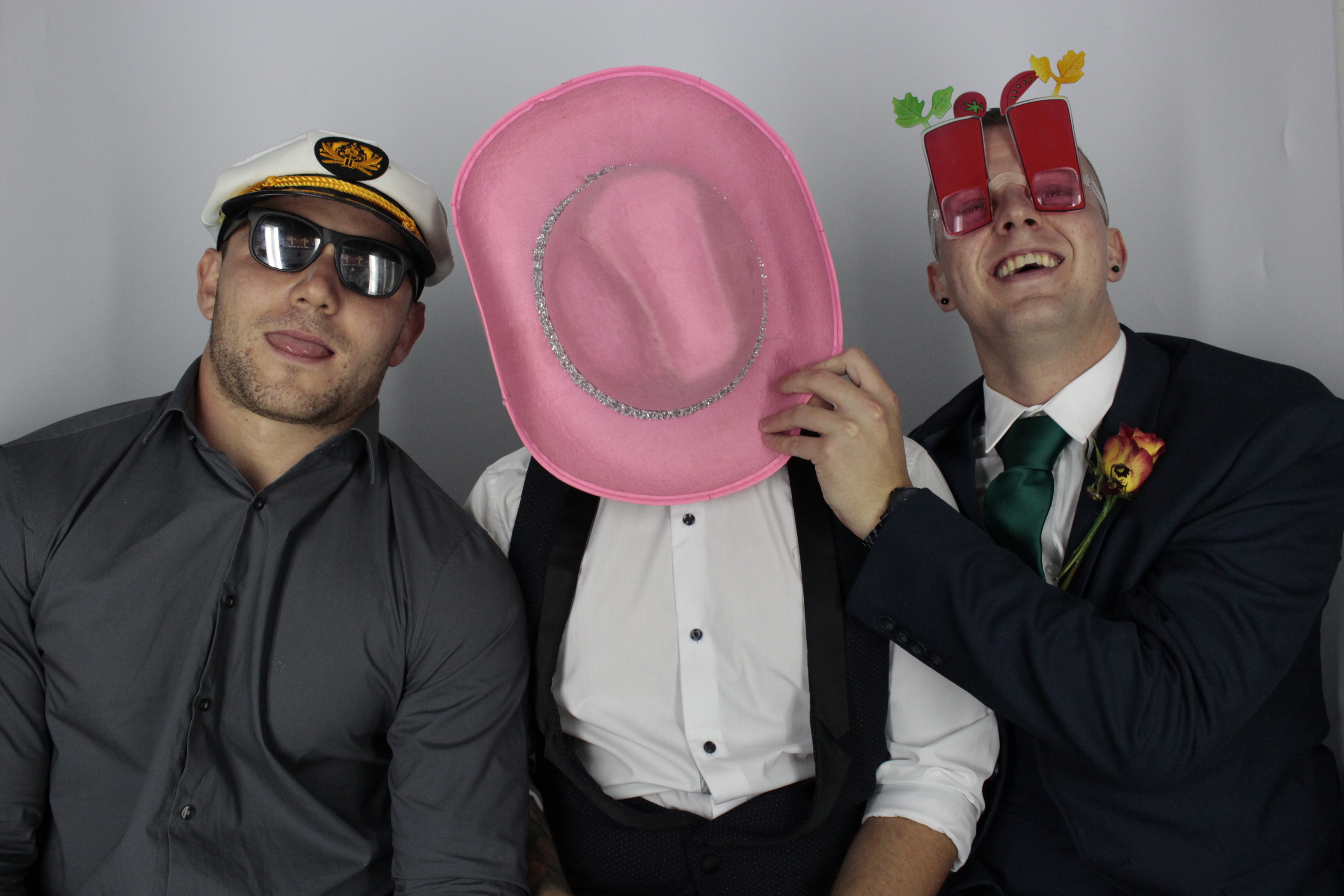 Ben & Kelly's Wedding | View more photos from the event at gallery.myphotoboothexperience.co.uk/u/MyPhotoBoothExperienceLtd/Ben-Kellys-Wedding